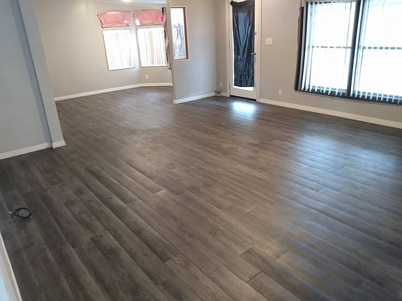 2nd image of 1401 Marsh Lilly Dr