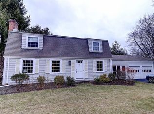 286 Nayatt Rd, Barrington, RI 02806