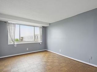 4410 Oglethorpe St APT 804, Hyattsville, MD 20781