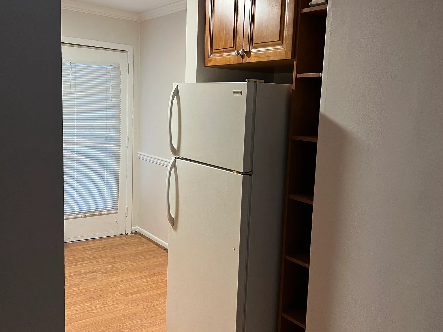 860 Monroe Dr NE — Photo 3