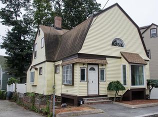 2 Woodside St, Salem, MA 01970