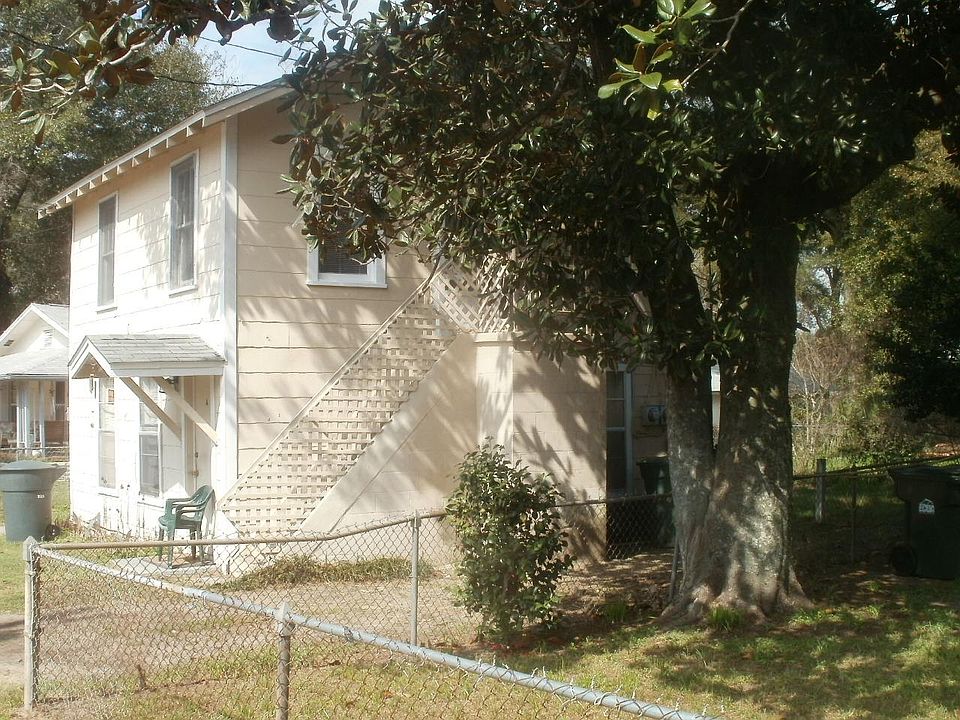 1st image of 4210 Gaffney St #A