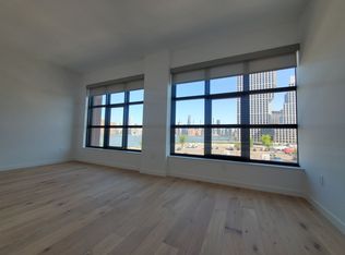 29 Huron St #3W, Brooklyn, NY 11222