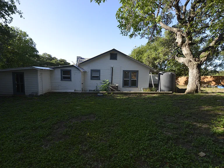 1598 State Highway 16 N — Photo 2