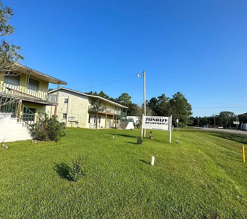 8429 Highway 613