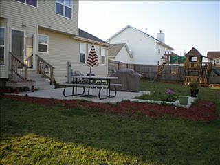2nd image of 933 Bradley Ln