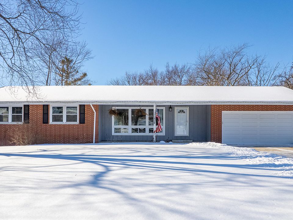 1st image of 12418 White Oak Dr