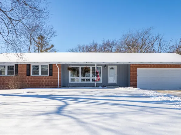 12418 White Oak Dr, Crown Point, IN 46307