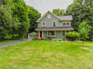 328 Thomas Ave, Rochester, NY 14617