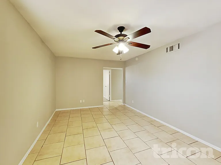 646 W Enid Ave — Photo 15