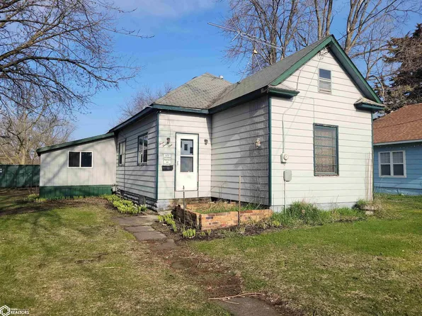 321 S Park Ave, Eagle Grove, IA 50533