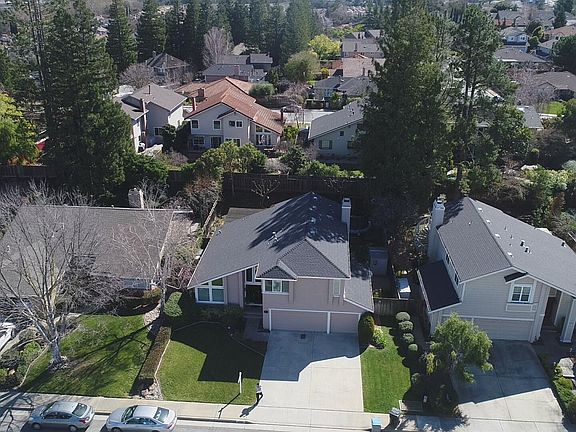 3rd image of 1040 Belder Dr