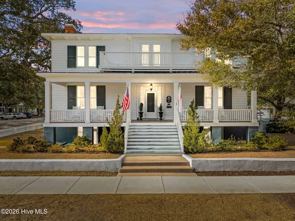 301 E Bay Street, Southport, NC 28461