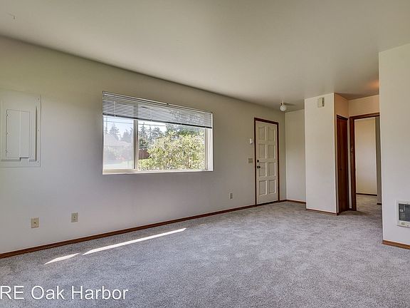 5th image of 306 NE 6th St