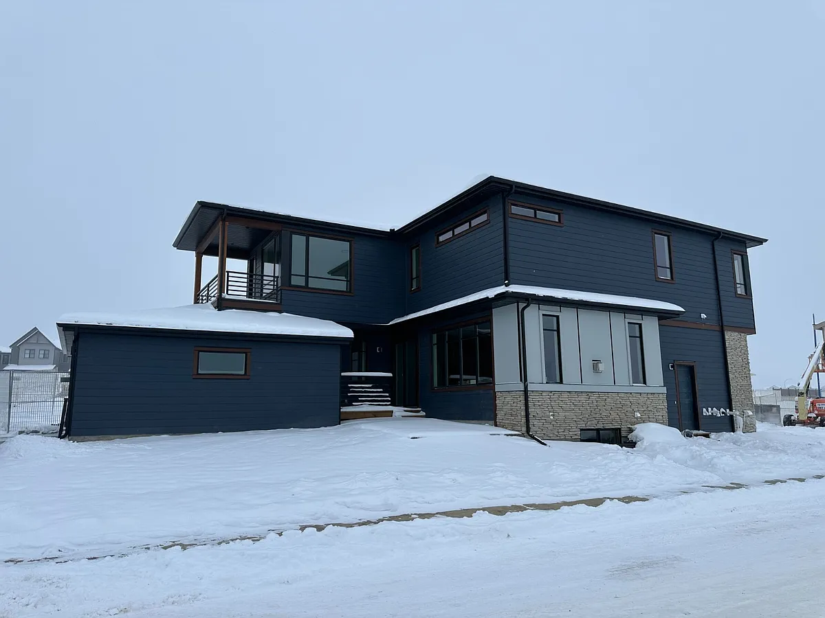 Building Photo - 10 Alpine Blvd SW