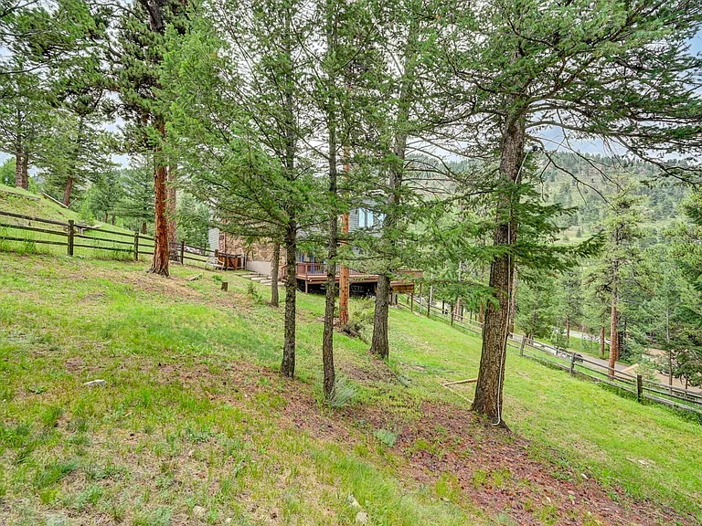 140 Deer Ln — Photo 48