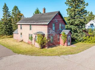 57225 3rd St, Calumet, MI 49913