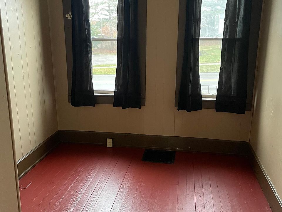 1st image of 531 Spink St