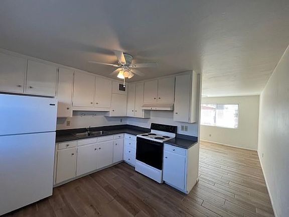 2nd image of 4463 E Lee St #4463