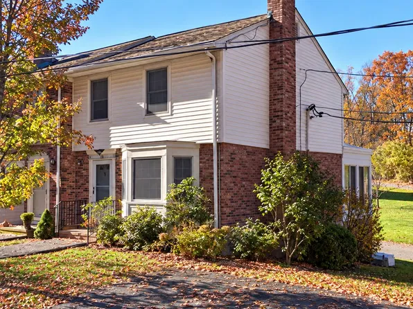 12 Silvermine Mnr, Brookfield, CT 06804