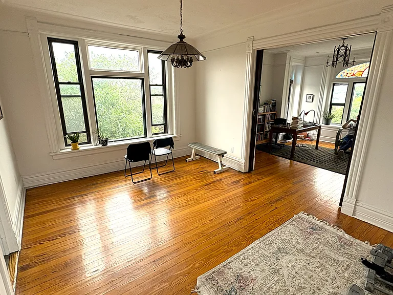 1437 W Ohio St #4 — Photo 8