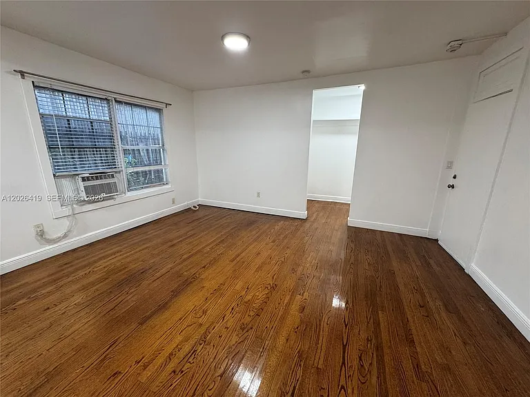 177 NE 50th St #4 — Photo 6
