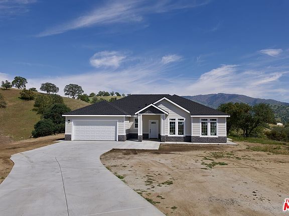 2nd image of 30460 Horsethief Dr