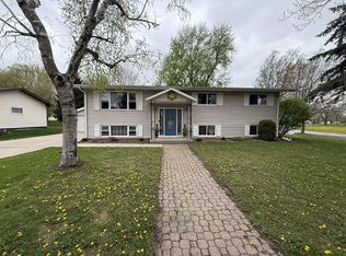 506 Hart Drive, Clinton, WI 53525
