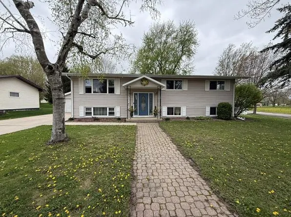 506 Hart Drive, Clinton, WI 53525
