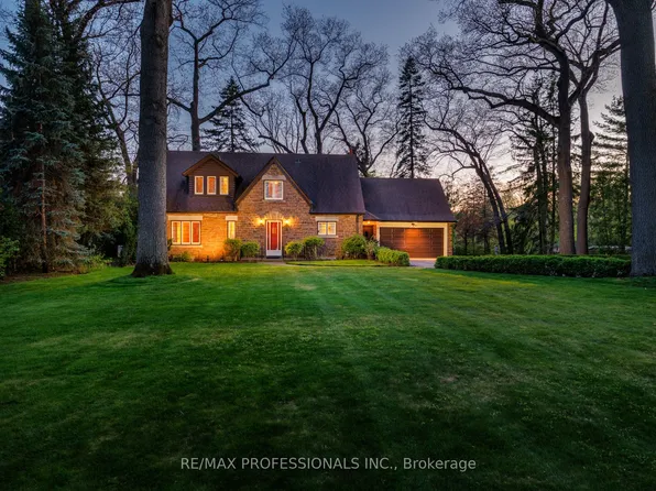 14 North Dr, Toronto, ON M9A 4P9