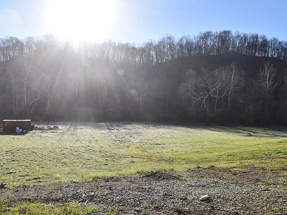 5th image of 19320 Duck Creek Rd