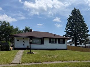 3390 Kenlawn St, Columbus, OH 43224