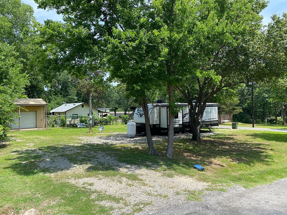 203 Preston Shores Dr, Pottsboro, TX 75076 Zillow