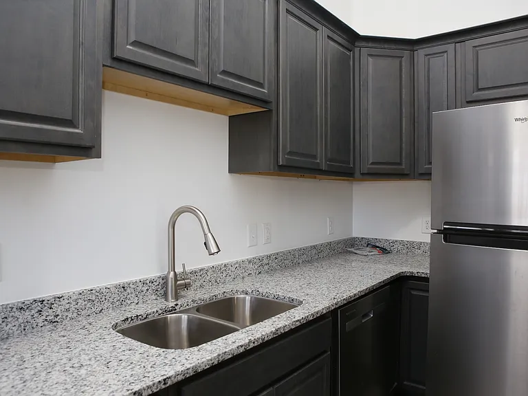 407 N Cedar St #B — Photo 15