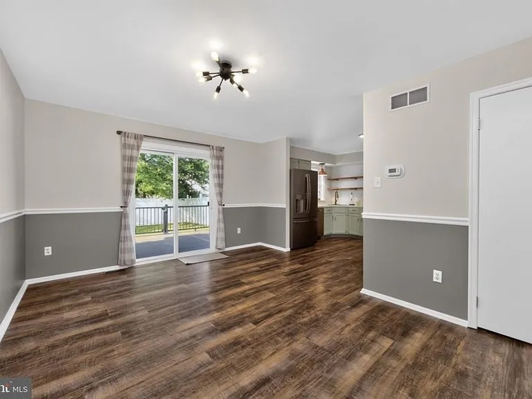 105 Berger Rd — Photo 10