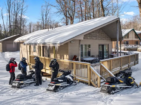 7033 W C Cross Dr NE, Kalkaska, MI 49646