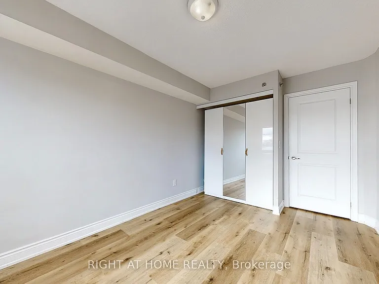 760 Sheppard Ave W #212 — Photo 26