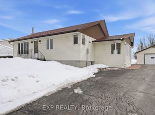 1776 Labonte St, Clarence Rockland, ON K0A 1N0