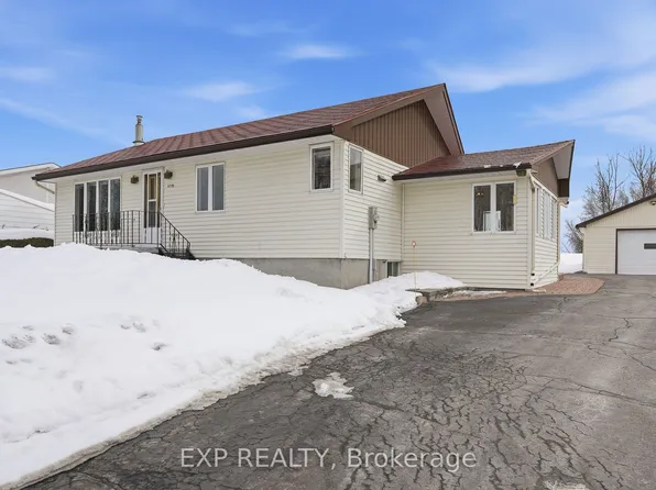 1776 Labonte St, Clarence Rockland, ON K0A 1N0