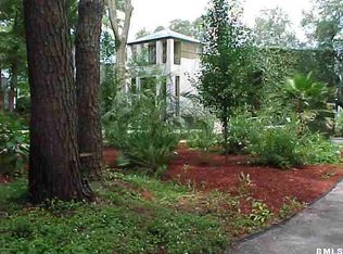 1 Marshview Dr, Beaufort, SC 29907