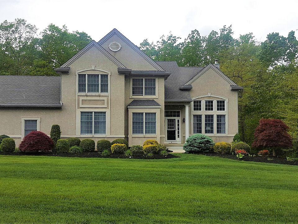 1st image of 9 Lange Ct