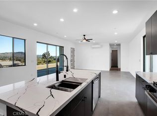 6879 Apache Trl, Yucca Valley, CA 92284