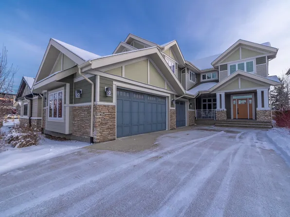 7549 May Cmn NW, Edmonton, AB T6R 0G9