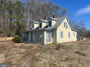 4717 Sharps Rd, Warsaw, VA 22572