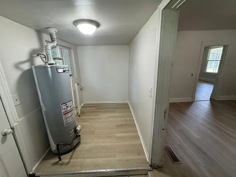 934 N National Ave — Photo 13