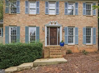 9156 Branch Valley Way, Roswell, GA 30076