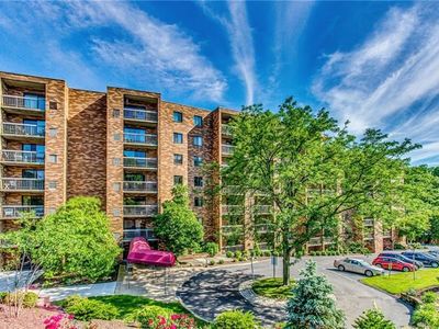 1500 Cochran Road815 Scott Twp, Pittsburgh, PA, 15243