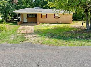 1403 Karen Dr, Alexandria, LA 71303