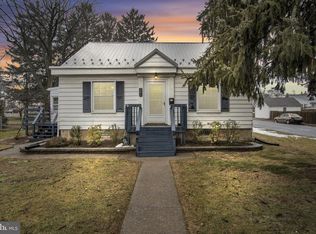 201 Fox St, Harrisburg, PA 17109