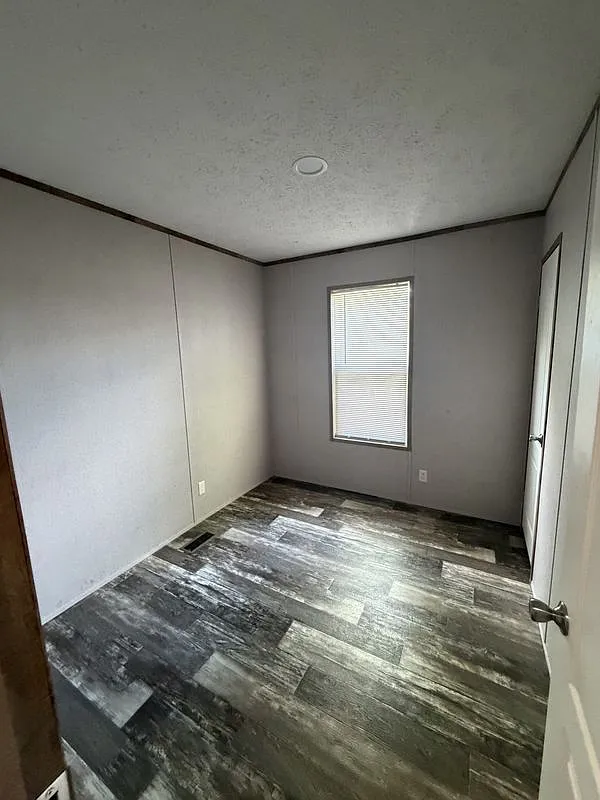 3 bed, 2.0 bath, 1147 sqft, $1,700 — Photo 3